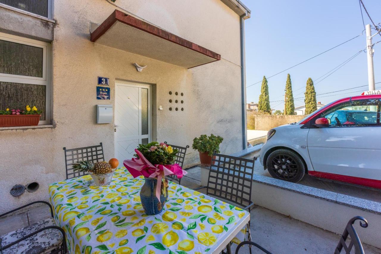 Apartment Mira "Pet Friendly" Crikvenica Exterior foto